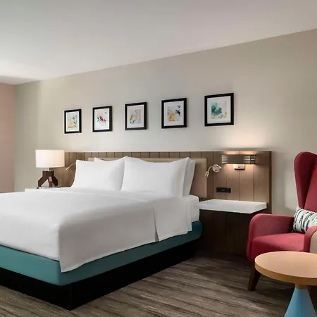 Hilton Garden Inn Kennett Square Exterior photo