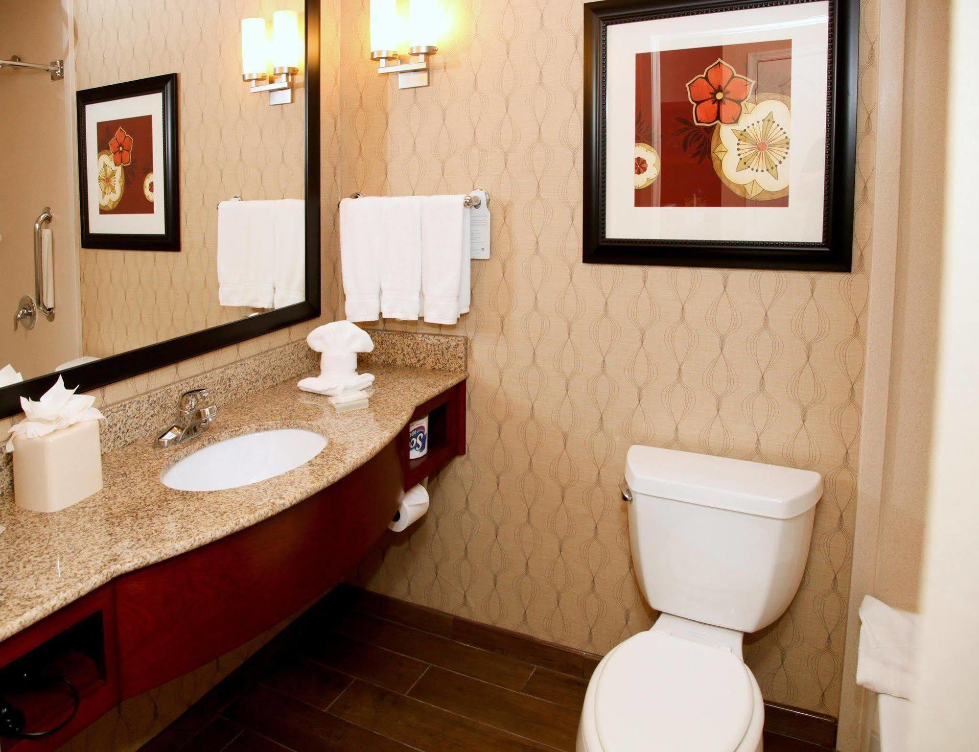 Hilton Garden 3*